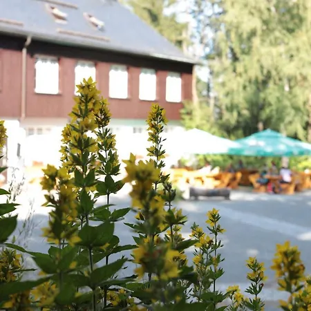 Buerger- Und Berggasthaus Szálloda Scheibenberg