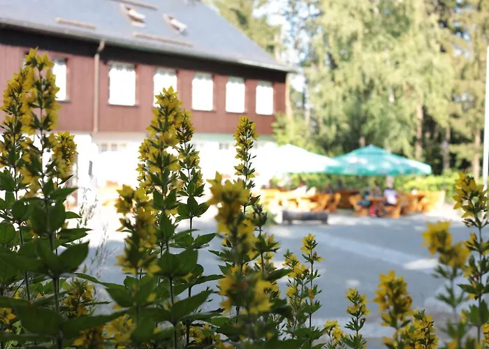 Buerger- Und Berggasthaus Szálloda Scheibenberg