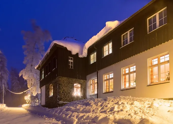 Buerger- Und Berggasthaus Szálloda